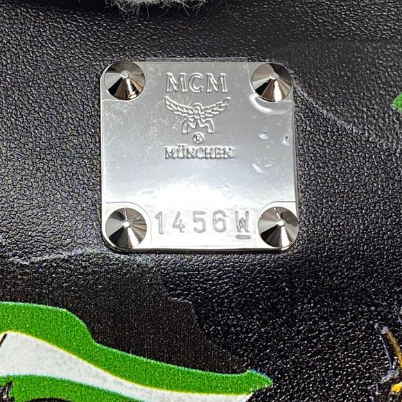 MCM Stark Pop Rabbit Small Backpack - Picture 9 of 10